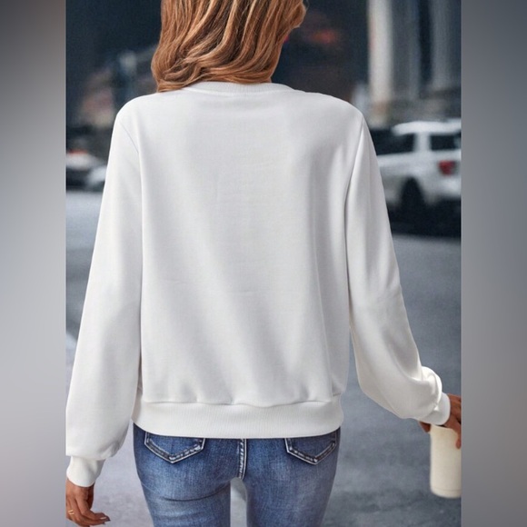 Emery Rose Lune Figure Graphic Sweatshirt Color White Size Medium - Picture 3 of 12